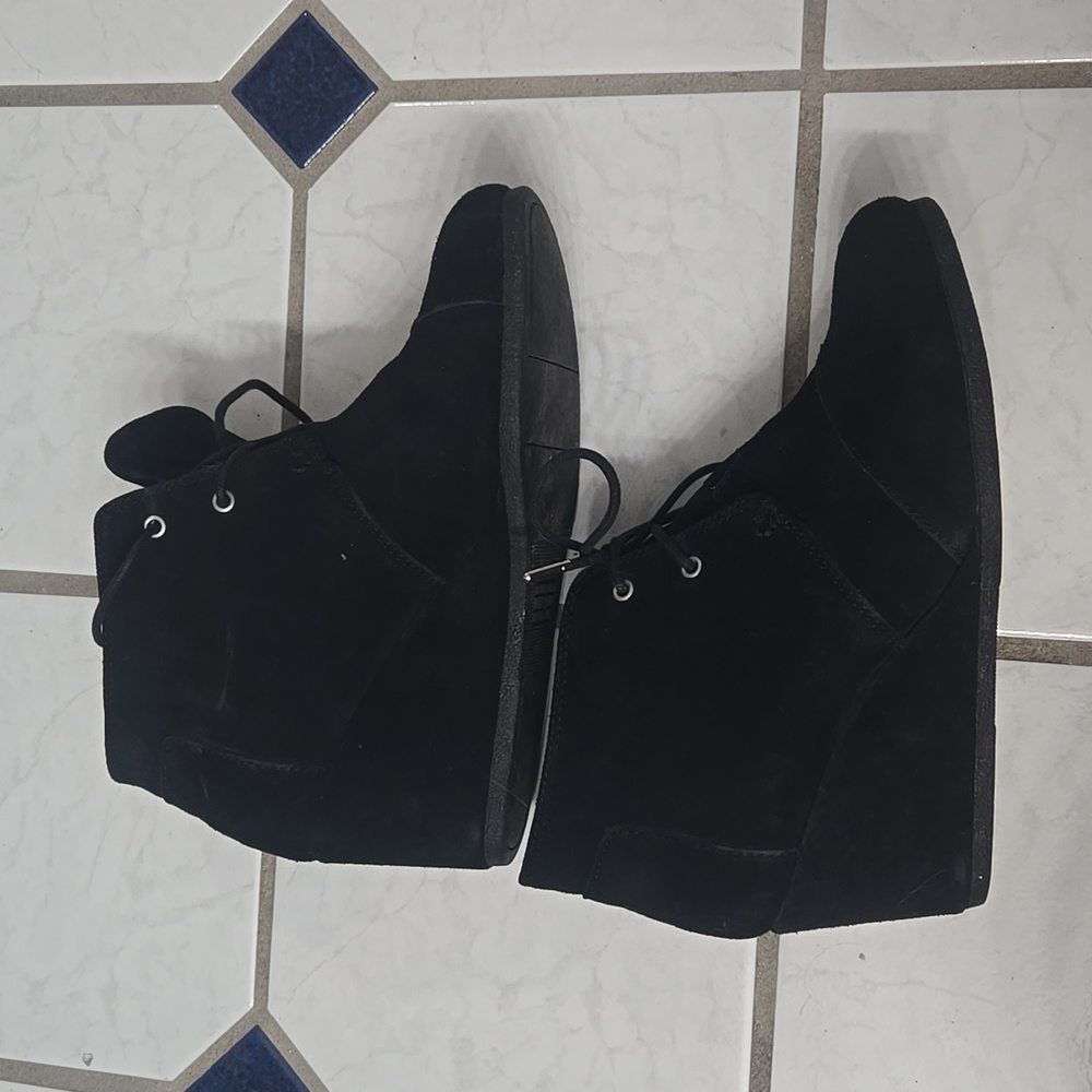 Toms Booties